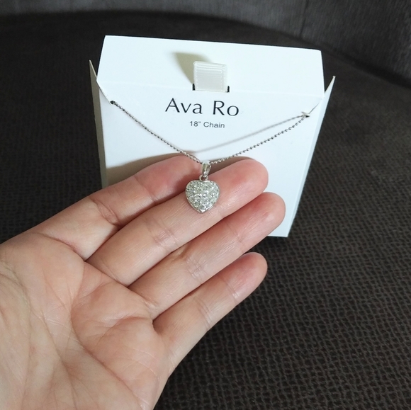 Ava Ro🚣 Silver Pave Heart❤ Pendant Necklace - NIB - Picture 5 of 15